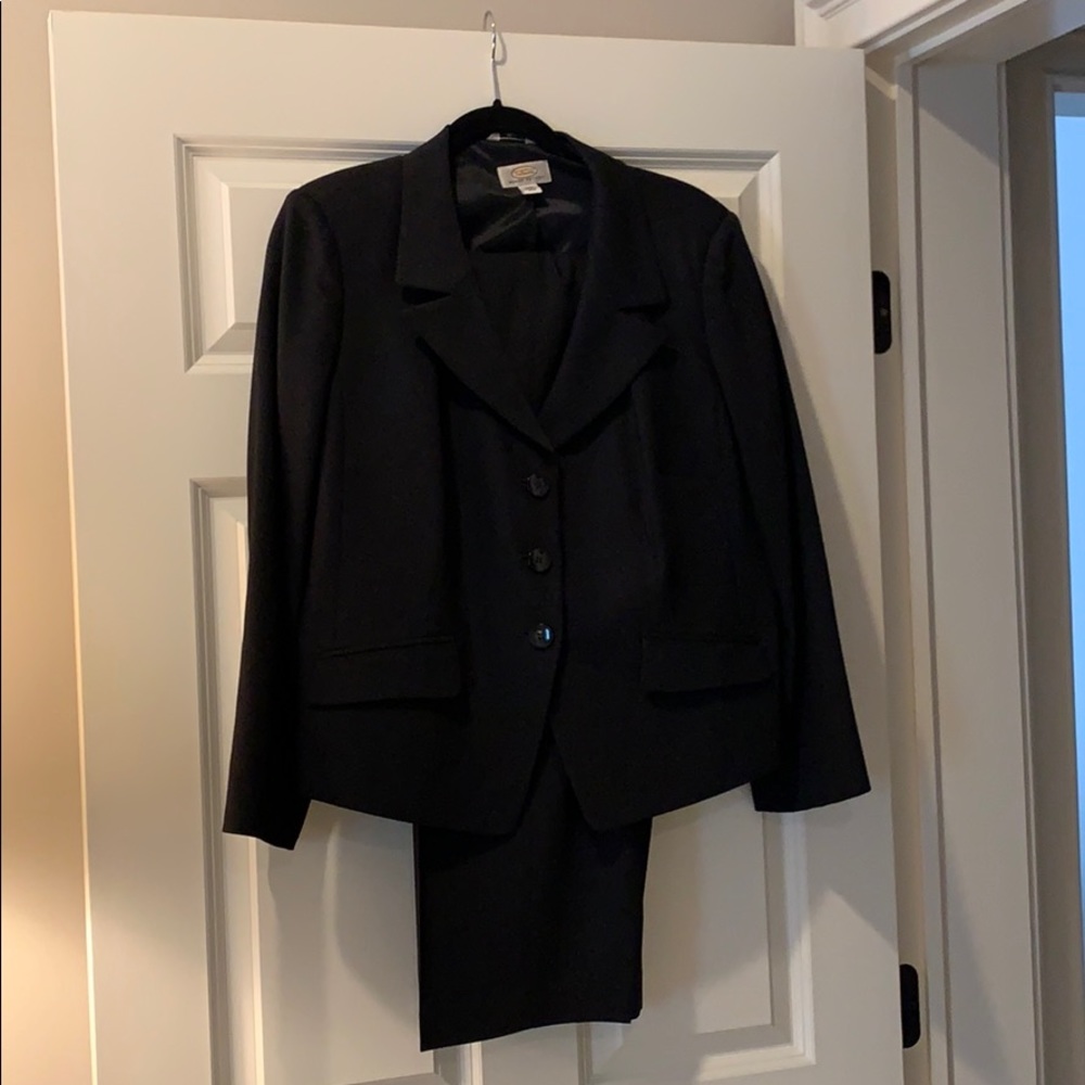 Talbots Professional Black 2-Piece Trouser Suit